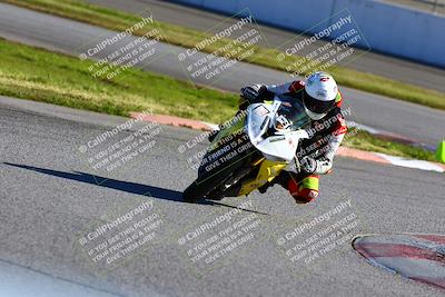 media/Jan-21-2023-Fastrack Riders (Sat) [[fcf3f88a30]]/Level 4/Session 6 Turn 13/